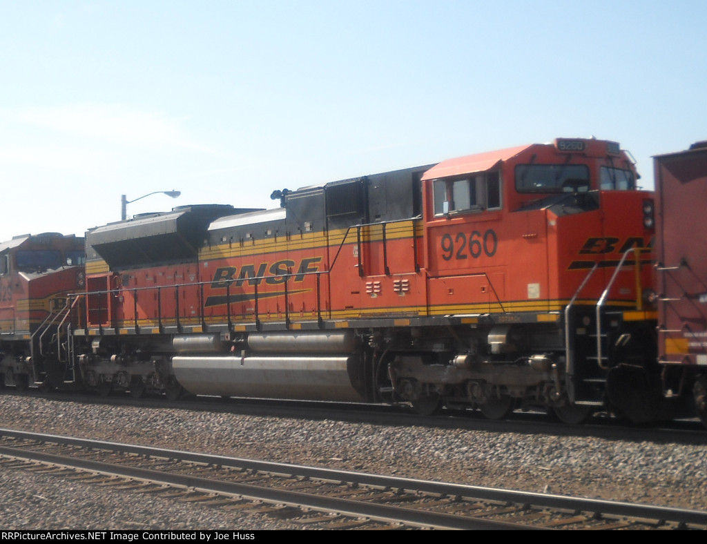 BNSF 9260